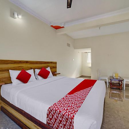 Oyo Hotel Pvg Comfort Chik Bānavar Extérieur photo